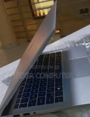 New Laptop HP EliteBook 830 G7 8GB Intel Core I5 SSD 512GB