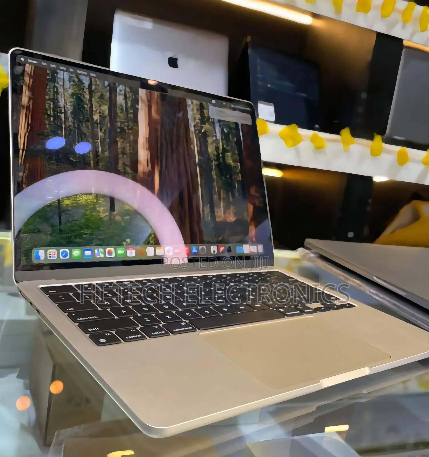 New Laptop Apple MacBook Air 2024 M3 13-Inch 16GB Apple M3 SSD 512GB