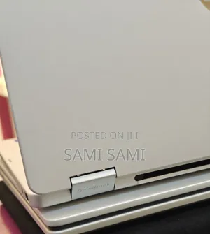 Photo - New Laptop HP OmniBook 5 Flip 8GB Intel Core 5 SSD 512GB