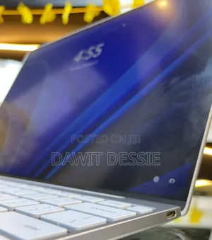 New Laptop Dell XPS 13 9310 8GB Intel Core I5 SSD 512GB