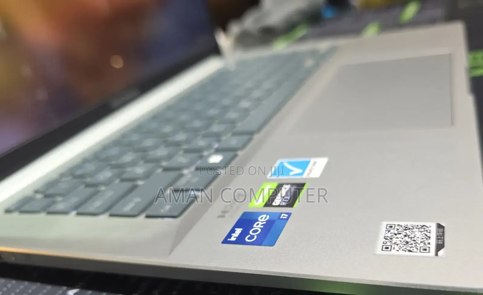 New Laptop Asus ZenBook 13 UX331UN 16GB Intel Core I7 SSD 512GB