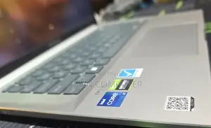 New Laptop Asus ZenBook 13 UX331UN 16GB Intel Core I7 SSD 512GB