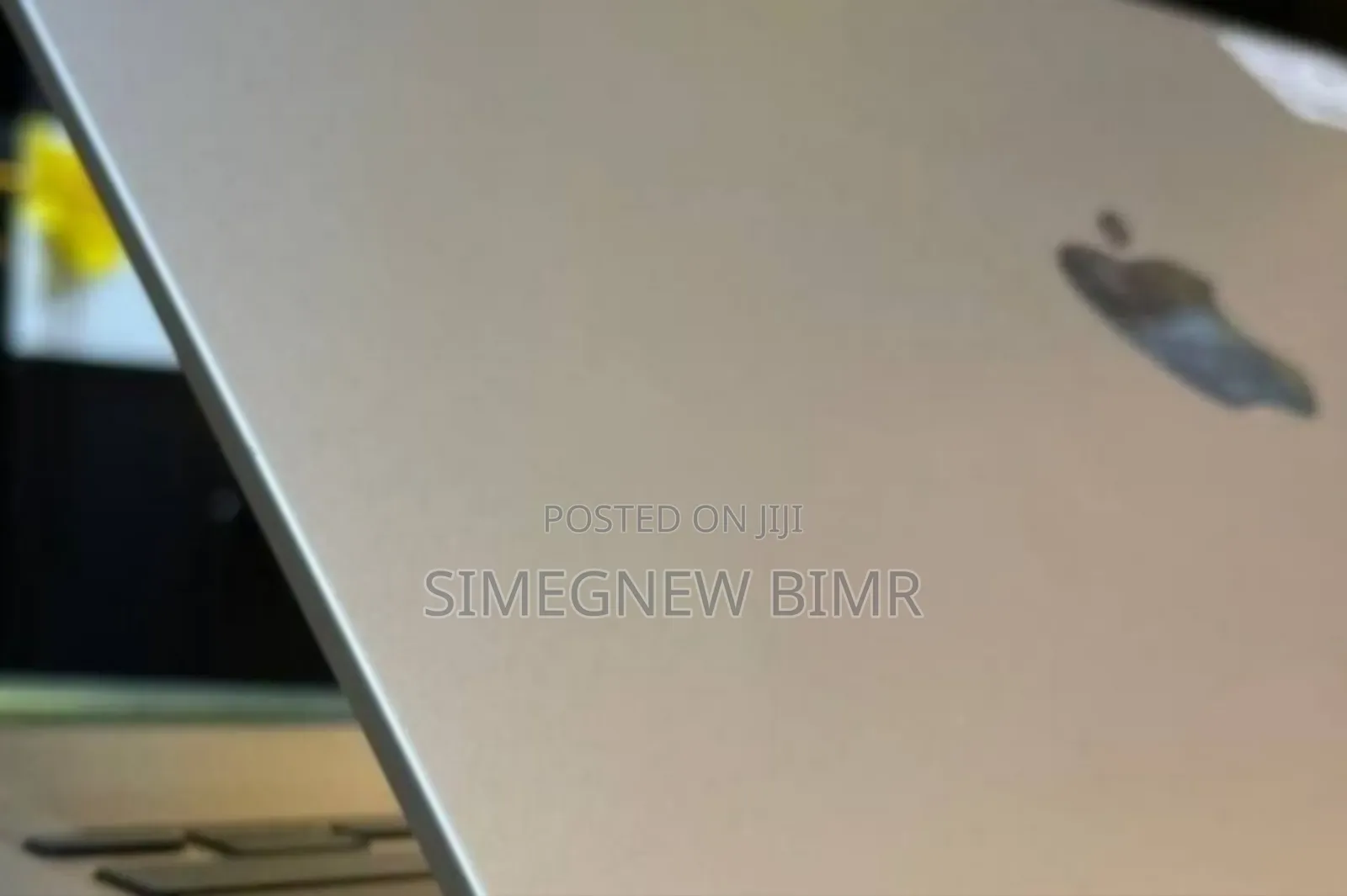 New Laptop Apple MacBook Air 2022 M2 8GB Intel Core M2 SSD 256GB