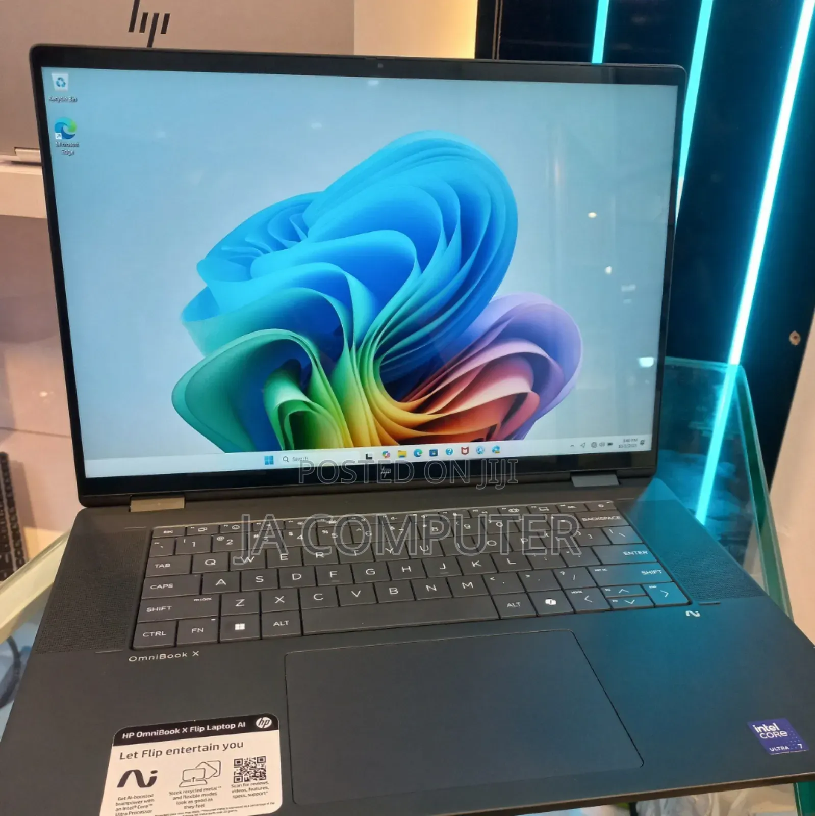 New Laptop HP OmniBook X Flip 16" 16GB Intel Core Ultra 7 SSD 1T