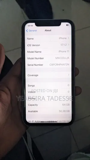 Photo - Apple iPhone 11 64 GB Gray