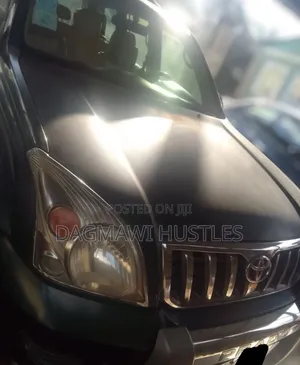 Toyota Land Cruiser Prado 2005 Green