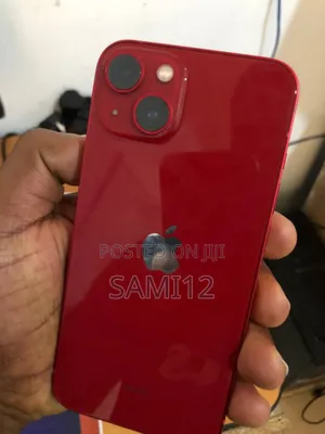 Photo - Apple iPhone 13 128 GB Red