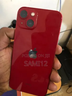 Apple iPhone 13 128 GB Red