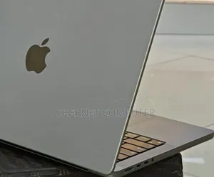 New Laptop Apple MacBook Pro M1 16GB SSD 1T