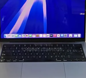 New Laptop Apple MacBook Pro M1 16GB SSD 1T