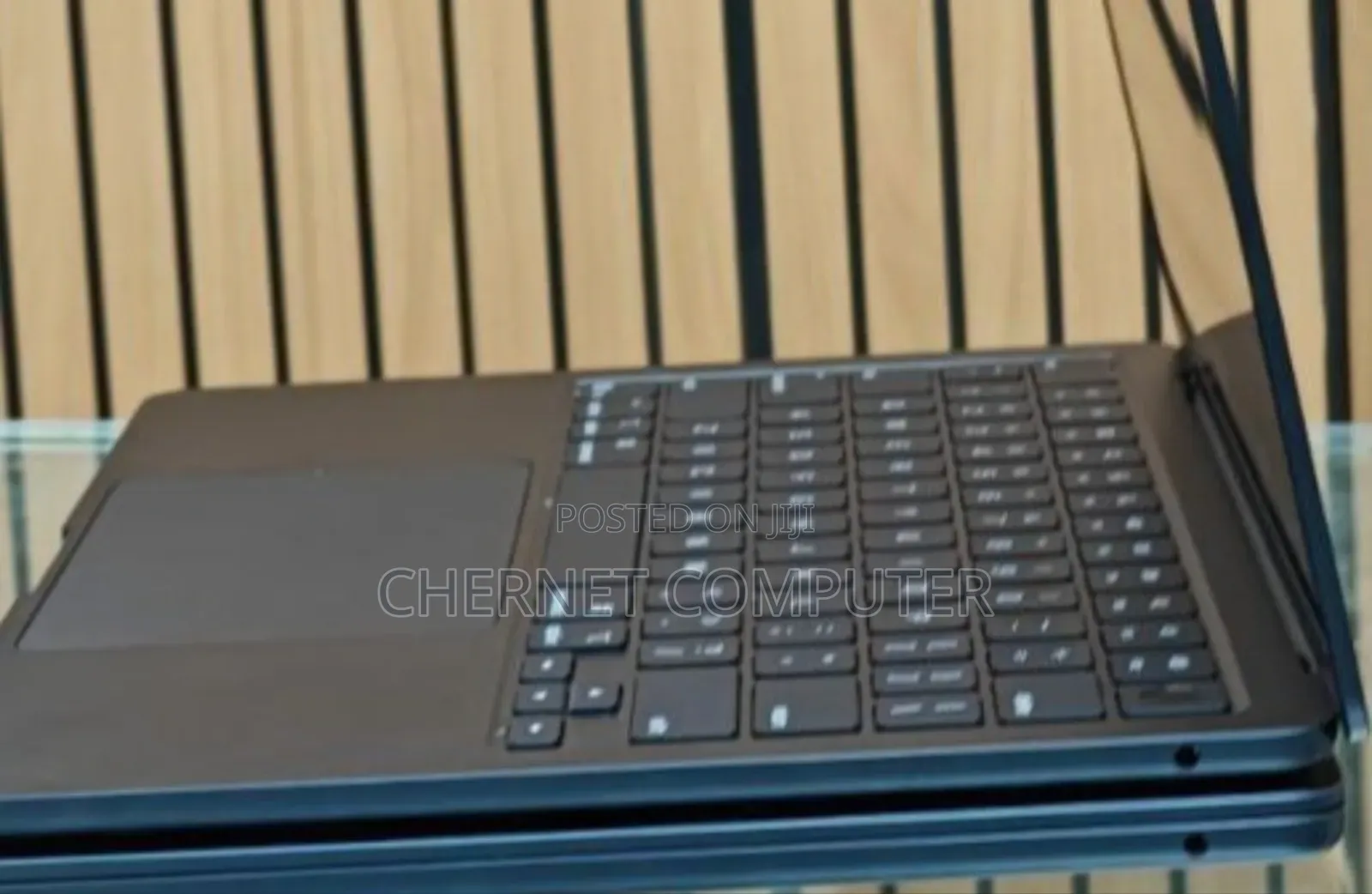 New Laptop Apple MacBook Air 2024 M3 13-Inch 16GB SSD 256GB