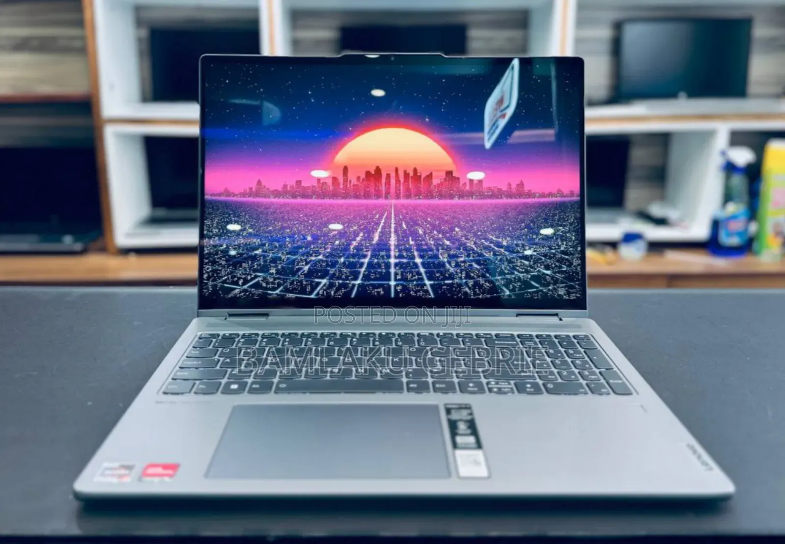 New Laptop Lenovo Yoga 7i 8GB AMD Ryzen 5 SSD 512GB