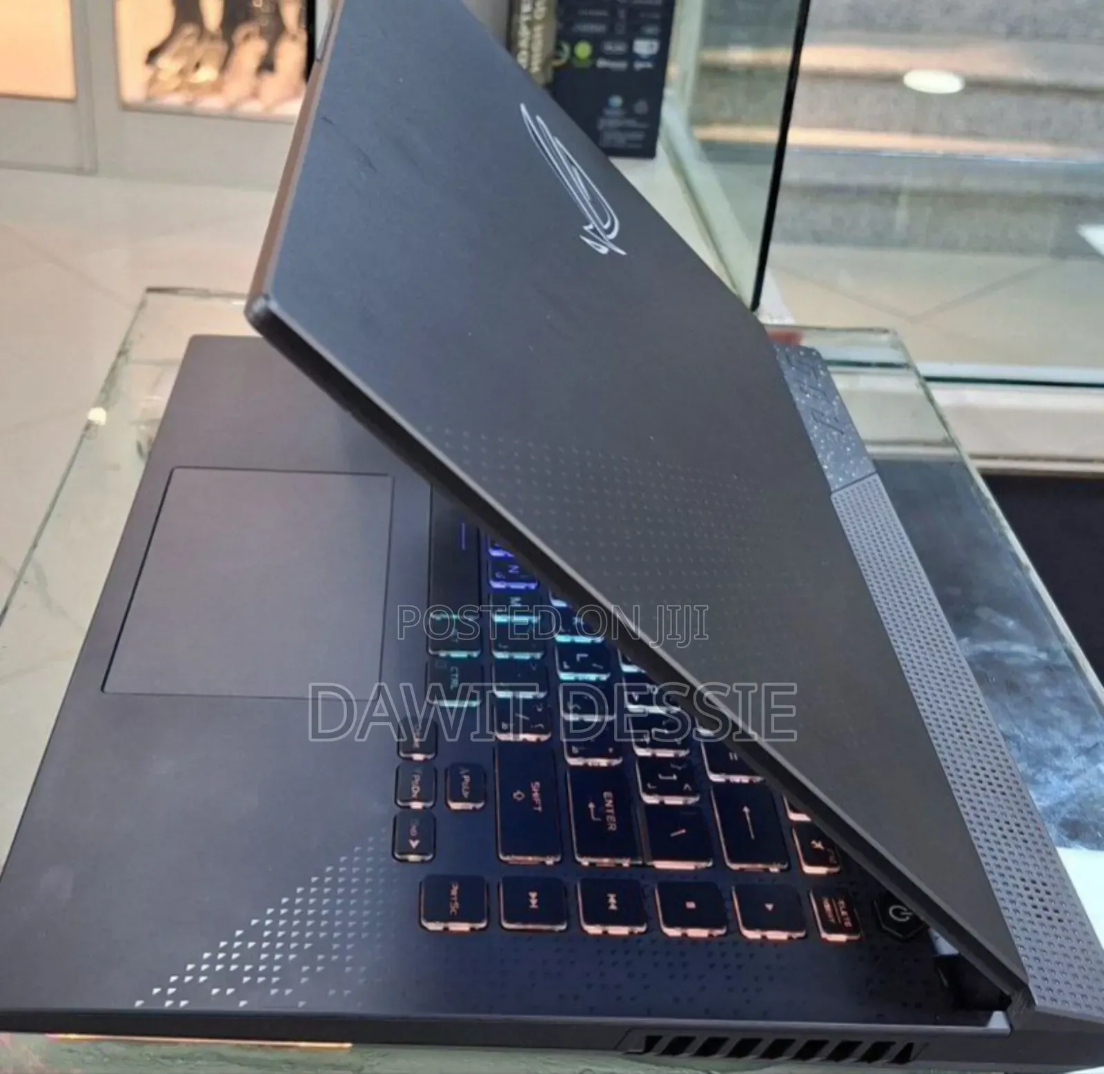 New Laptop Asus 16GB Intel Core I7 SSD 1T