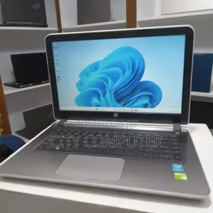 New Laptop HP Pavilion 15 8GB Intel Core I7 SSD 256GB