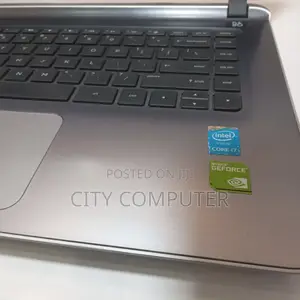 New Laptop HP Pavilion 15 8GB Intel Core I7 SSD 256GB