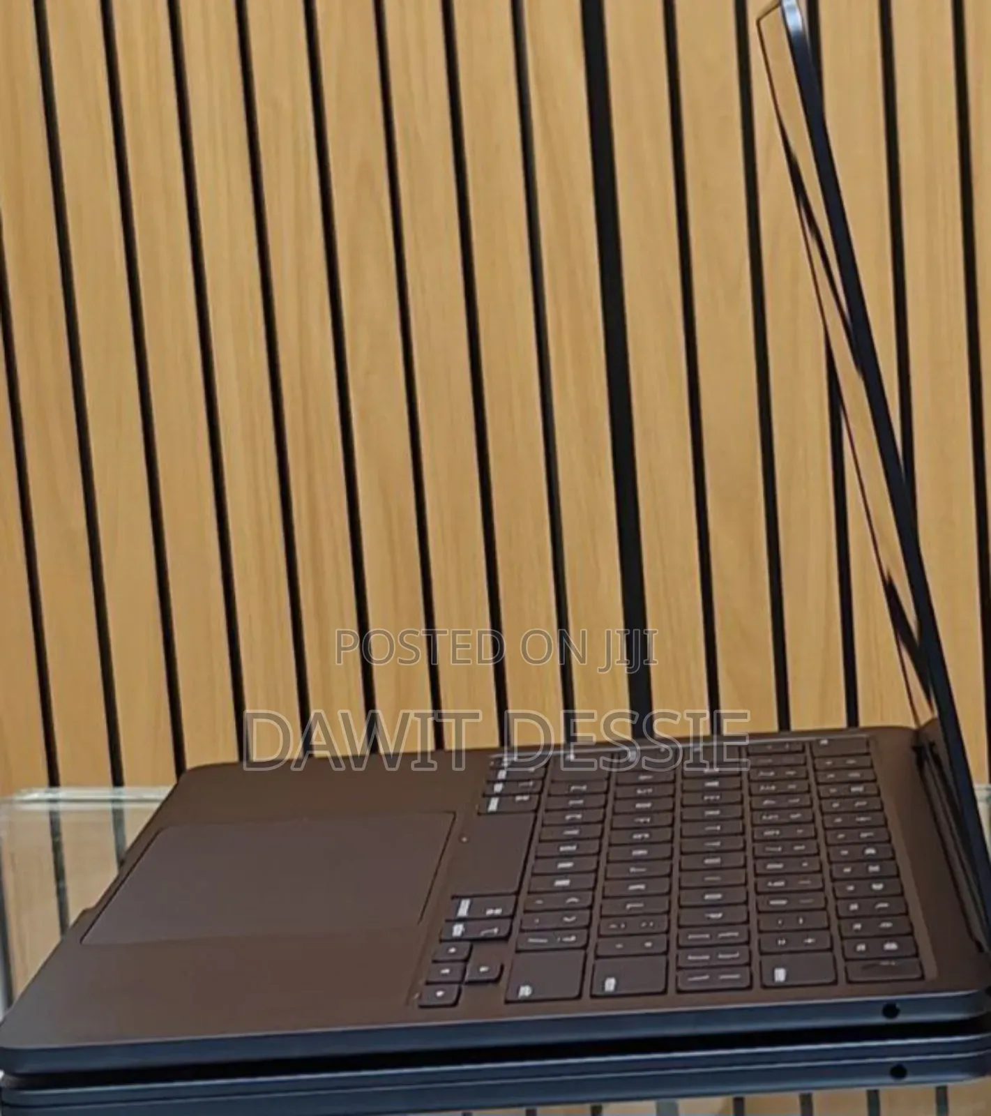 New Laptop Apple MacBook Air 2025 M4 13-Inch 16GB Apple M4 SSD 256GB