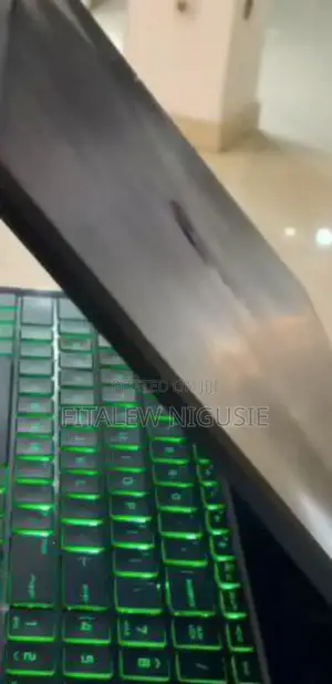 New Laptop HP Pavilion 15 8GB Intel Core I7 SSD 1T