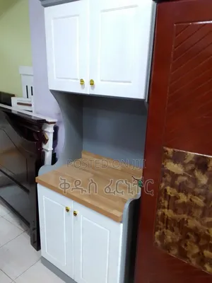 80c.M ከ HDF የተሰሩ ቁምሳጥኖች አማራጭ ኮሞ ዋጋቸው አንድ ነው