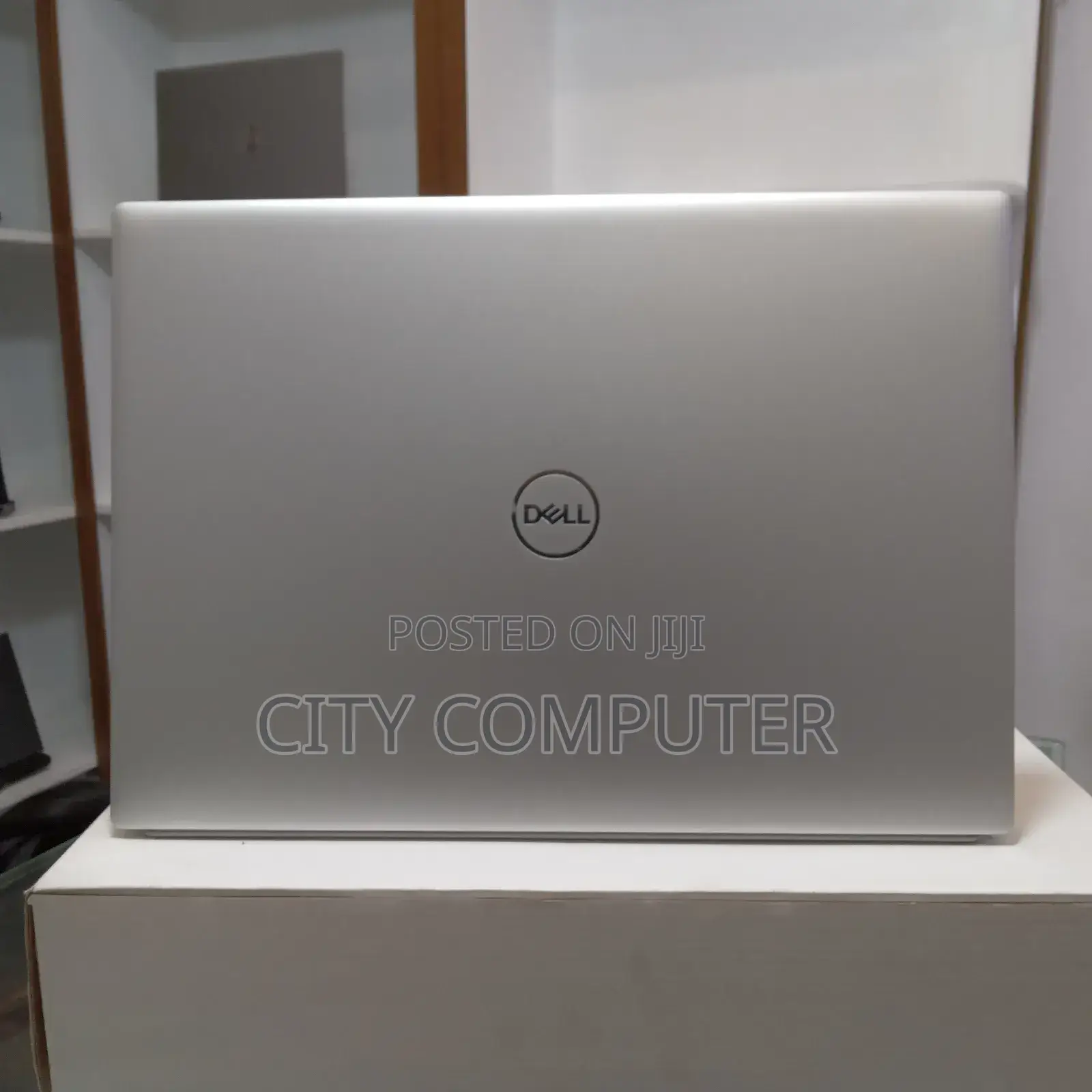 New Laptop Dell Inspiron 15 16GB Intel Core I7 SSD 512GB