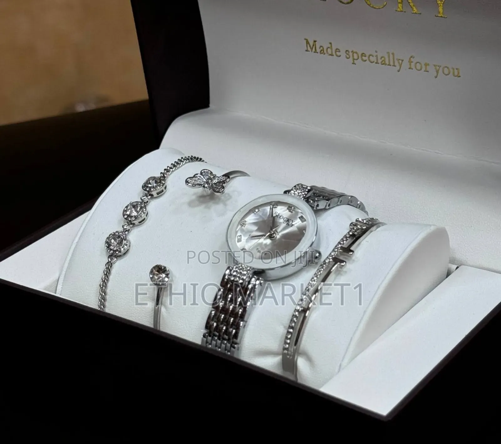 Rocky Ladies Watches Gift Set With Bracelet