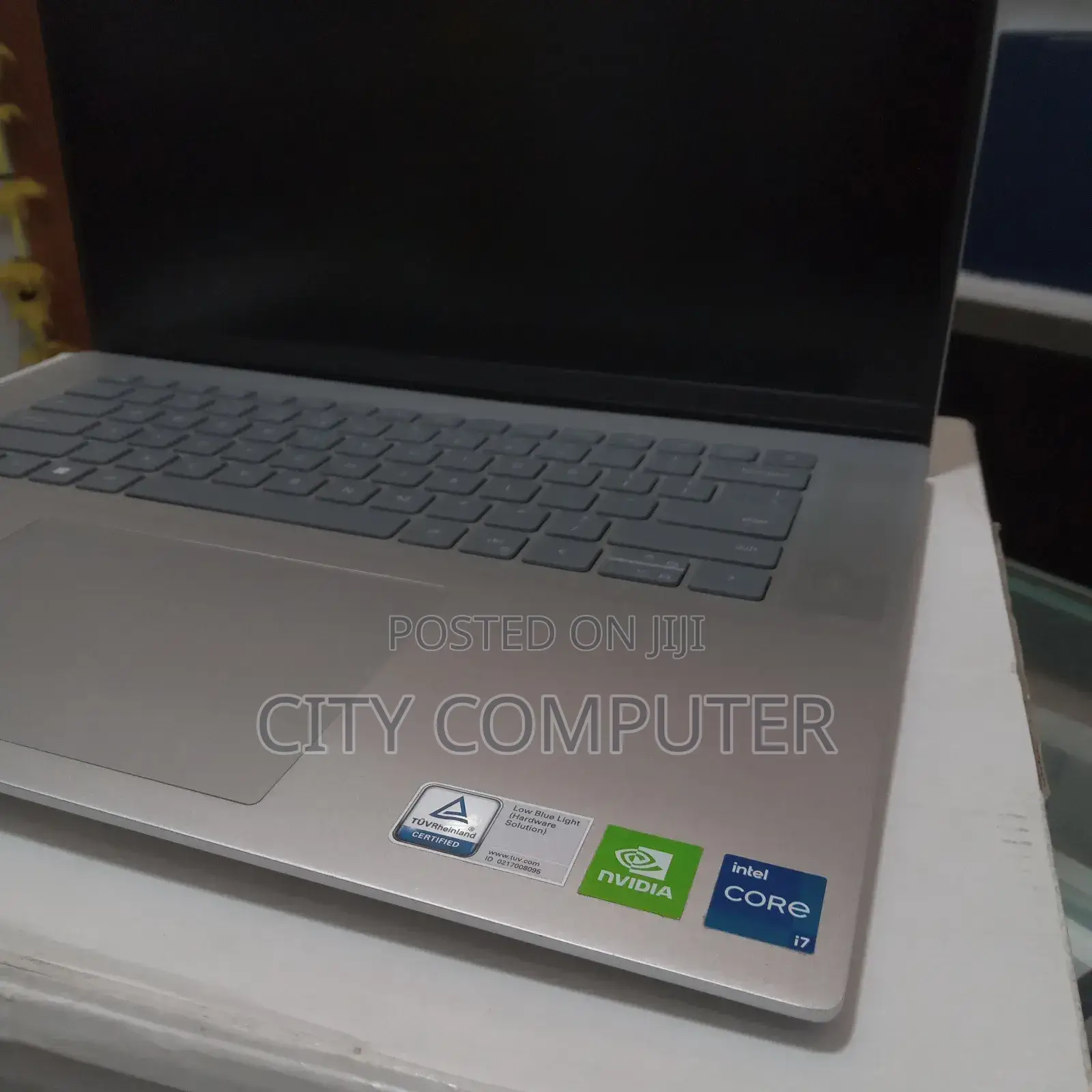 New Laptop Dell Inspiron 15 16GB Intel Core I7 SSD 512GB