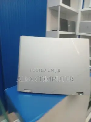 New Laptop Asus ZenBook Flip 14 UX461UA 16GB Intel Core I7 SSD 512GB