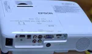 Eepson Projector Model Name: Eb-X18 With Bag Hardware Interface: