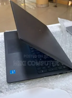 New Laptop Dell Vostro 1015 16GB Intel Core I5 SSD 512GB