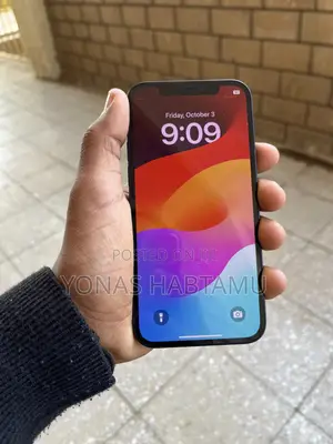 Photo - New Apple iPhone 12 64 GB