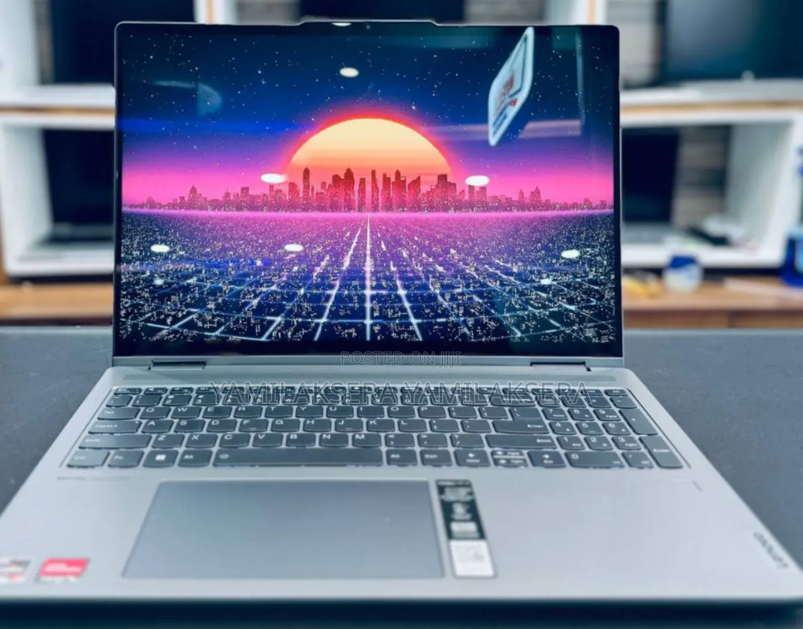 New Laptop Lenovo Yoga 7i 16GB AMD Ryzen 5 SSD 512GB