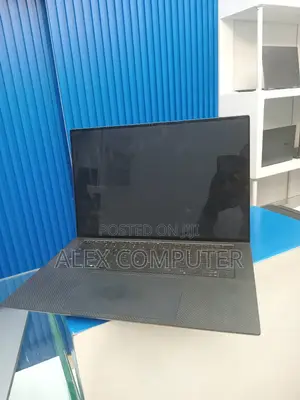 New Laptop Dell Precision 5550 16GB Intel Core I7 SSD 512GB