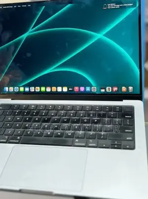 New Laptop Apple MacBook Pro M1 32GB Apple M1 Pro SSD 1T