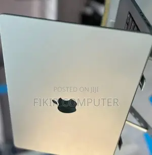 New Laptop Apple MacBook Pro M1 32GB Apple M1 Pro SSD 1T