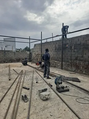 Photo - Building and Finishing Contractor