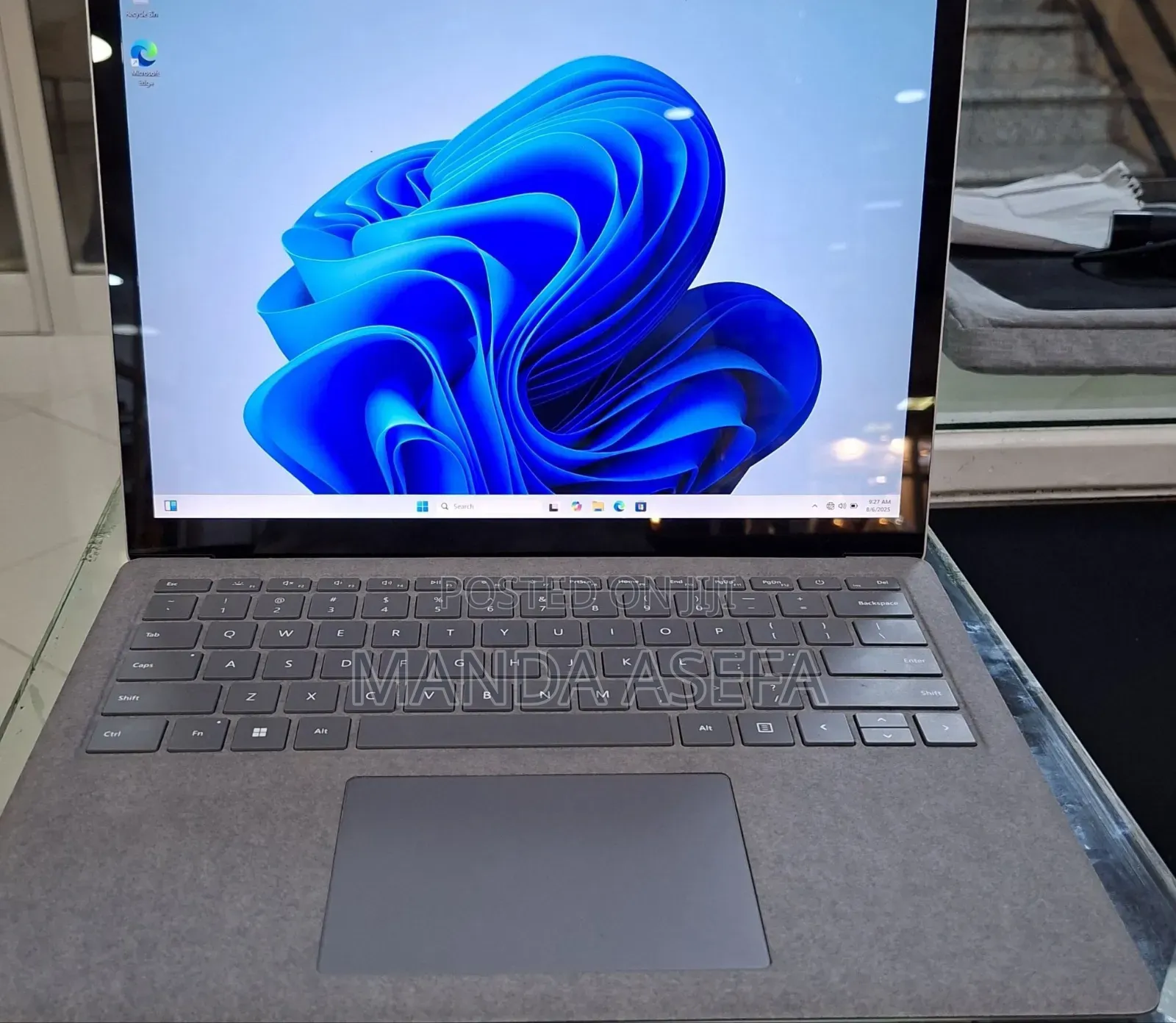 New Laptop Microsoft Surface Laptop 4 16GB Intel Core I7 SSD 512GB