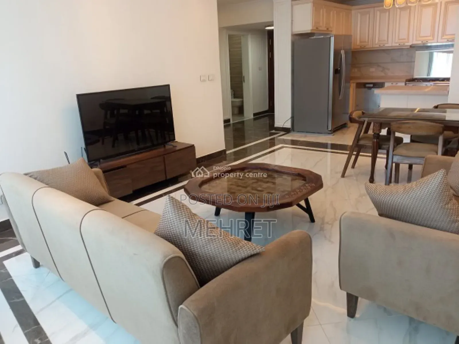 Furnished 2bdrm Apartment in ጃምቦ, Arada for sale