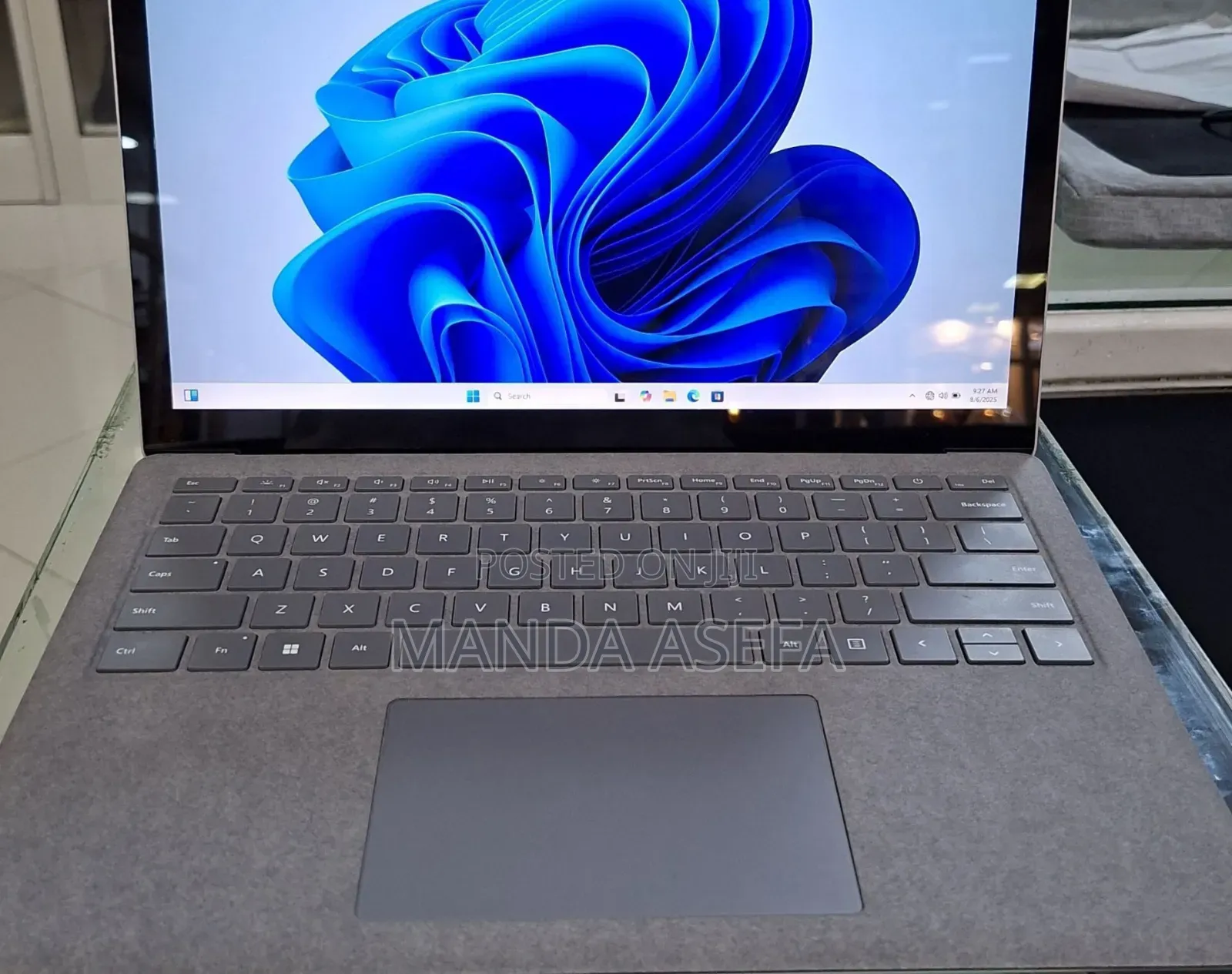 New Laptop Microsoft Surface Laptop 4 16GB Intel Core I7 SSD 512GB
