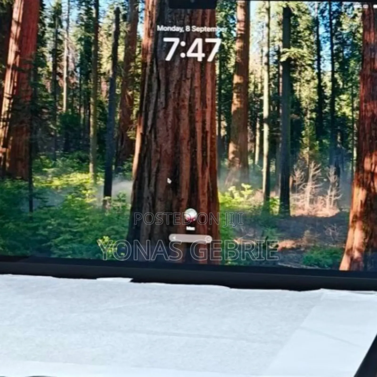 New Laptop Apple MacBook Air 2025 M4 13-Inch 16GB Apple M4 SSD 256GB