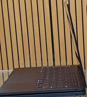 Photo - New Laptop Apple MacBook Air 2025 M4 13-Inch 16GB Apple M4 SSD 256GB