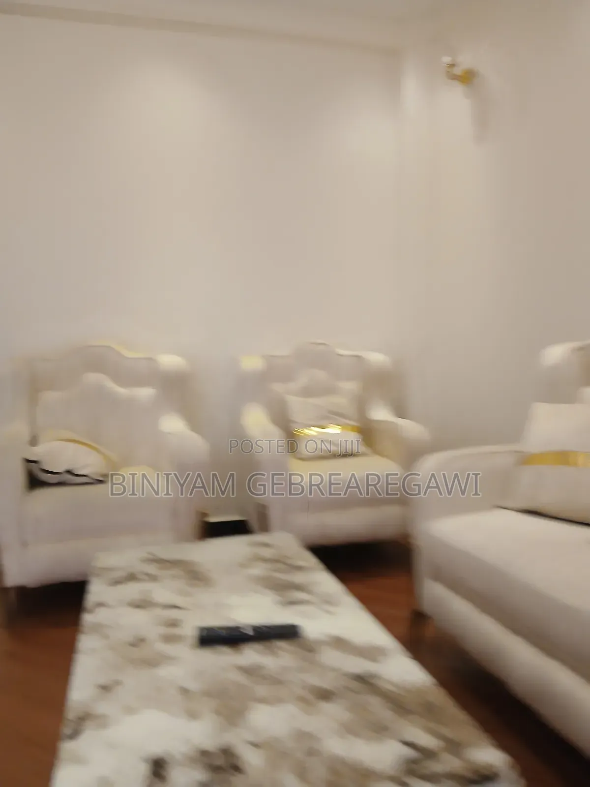 Furnished 1bdrm Apartment in Apartment, Yeka for rent