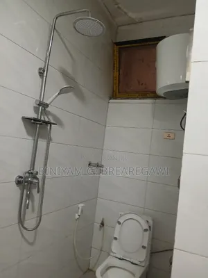 Furnished 1bdrm Apartment in Apartment, Yeka for rent