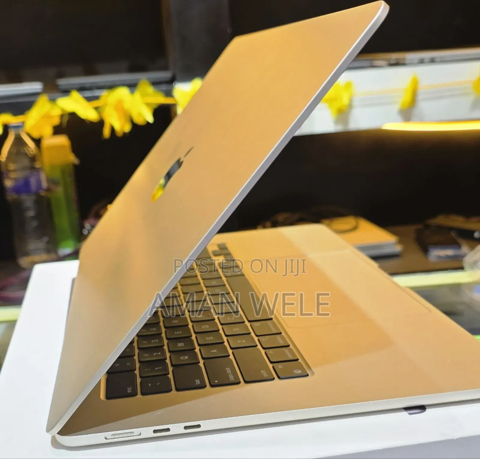 New Laptop Apple MacBook Air 2024 M3 15-Inch 8GB Apple M3 SSD 256GB