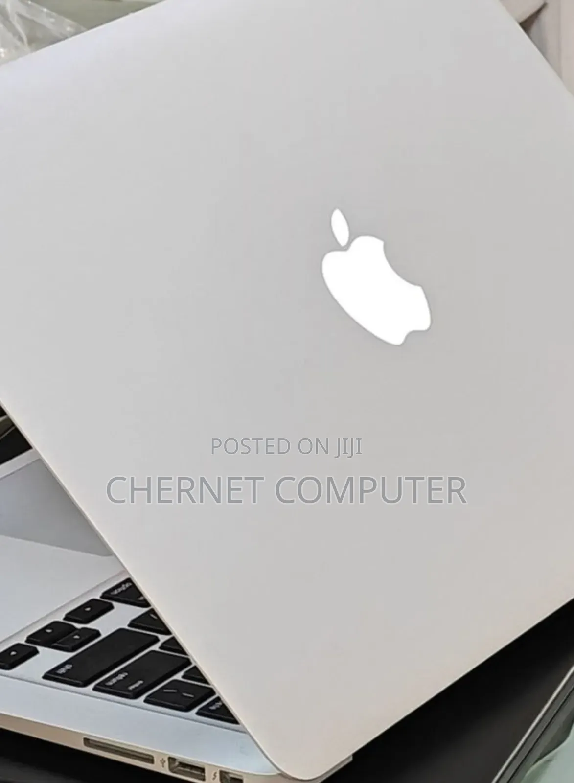 New Laptop Apple MacBook Air 2017 8GB Intel Core I5 SSD 256GB