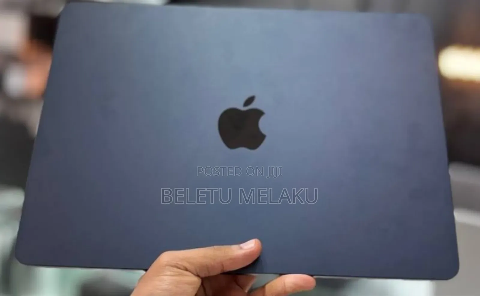 New Laptop Apple MacBook Air 2022 M2 8GB Apple M2 SSD 256GB