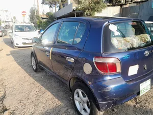 Toyota Yaris 2001 Blue