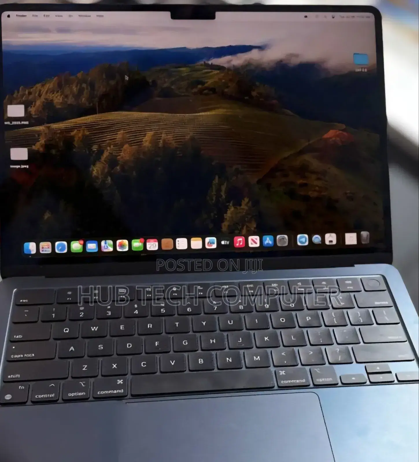 New Laptop Apple MacBook Air 2022 M2 8GB Apple M2 SSD 256GB