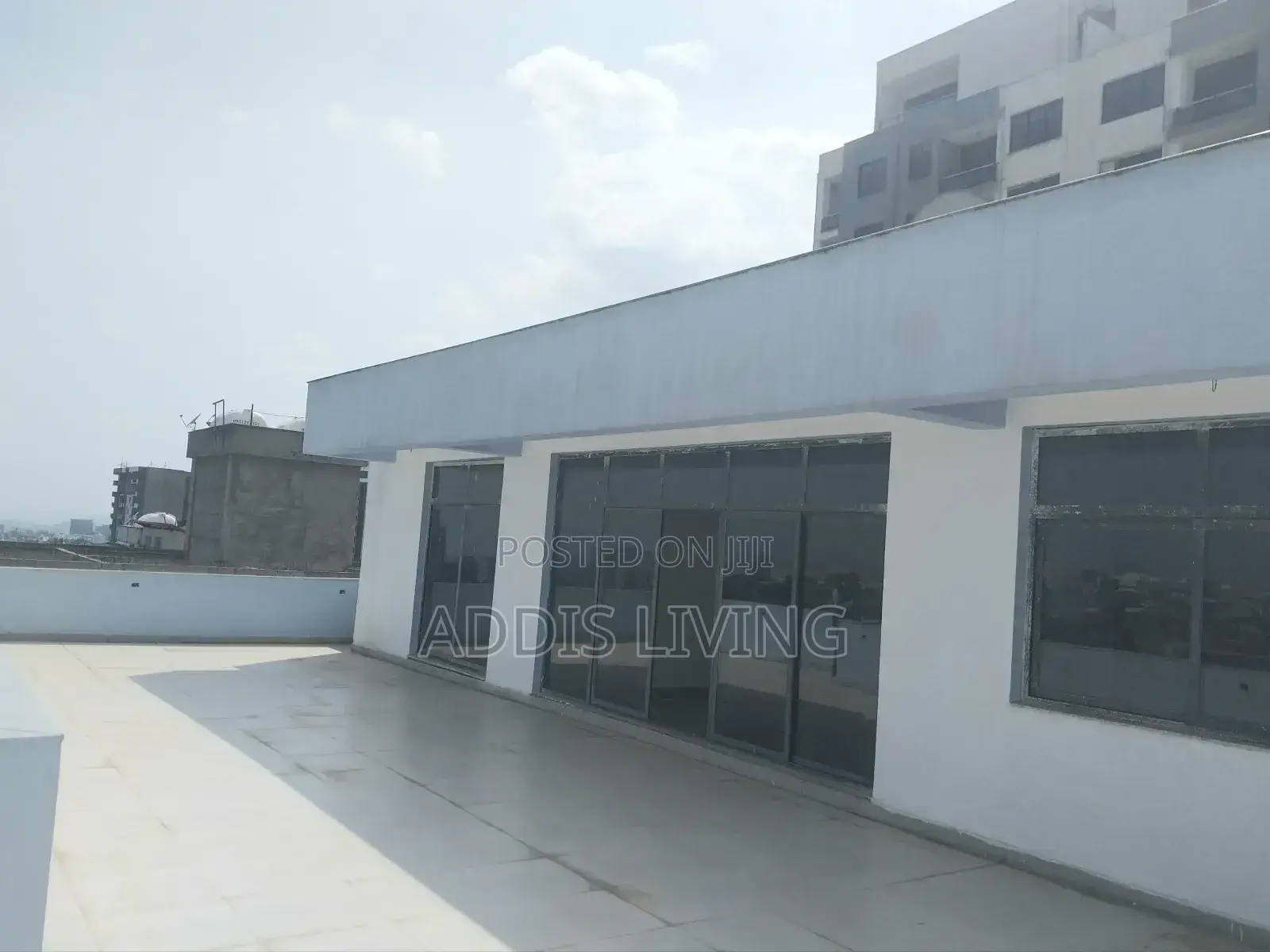 3bdrm Penthouse in Bole for rent