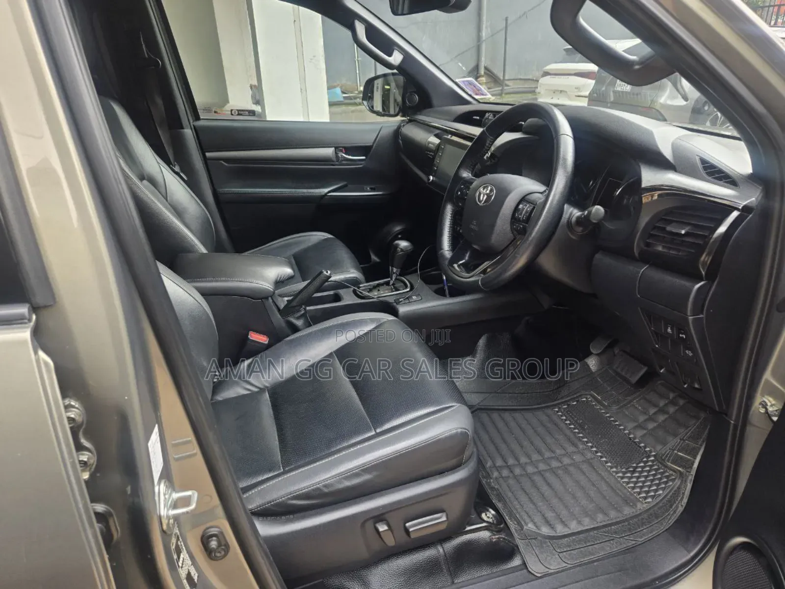 Toyota Hilux 2022 Gold