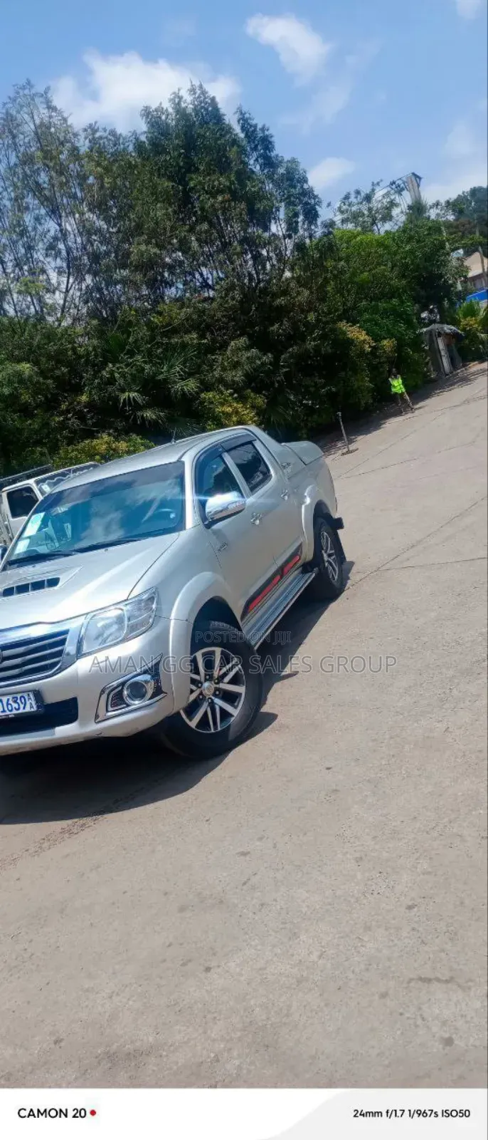 Toyota Hilux 2013 Gray