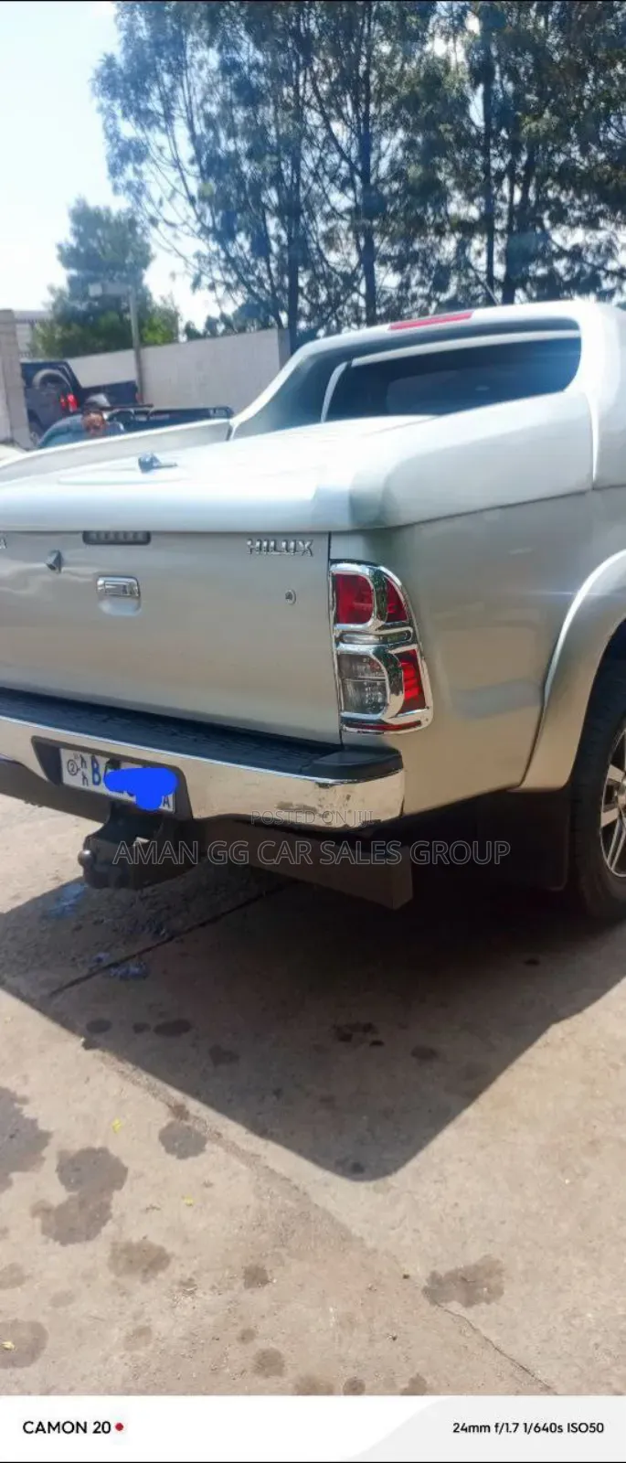 Toyota Hilux 2013 Gray